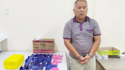 Gần 11 nghìn viên ma túy đóng trong can nhựa "xách tay" về Việt Nam