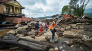 Lũ quét kéo theo dung nham lạnh tại Indonesia khiến 41 người chết