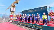 Tổ hợp căn hộ “chuẩn khách sạn ven sông Sài Gòn” - Sunshine Sky City cất nóc toà S4