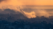 Đổ thêm dầu vào lửa, Hamas nã rocket vào thủ đô Israel