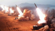 Hàn Quốc: Triều Tiên phóng cùng lúc "khoảng 10 tên lửa đạn đạo"