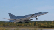 Nga chặn âm mưu đánh cắp oanh tạc cơ rồi tập kích sân bay Ukraine