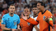 Thủ quân Hà Lan thất vọng về trọng tài sau khi thua ĐT Anh