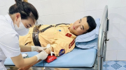 Cán bộ Công an huyện hiến máu cứu bệnh nhân qua cơn nguy kịch