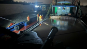 Mật phục lúc rạng sáng bắt cát tặc trên sông Hồng
