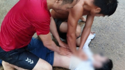 Đi qua đập tràn, 2 anh em bị nước cuốn trôi