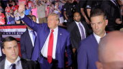 Tổng thống Biden chỉ đạo bảo vệ ông Trump gần như tổng thống đương nhiệm