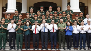 Chủ tịch Quốc hội Trần Thanh Mẫn thăm Bộ Chỉ huy Quân sự tỉnh Hậu Giang