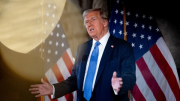 Ông Trump khởi kiện một tờ báo Mỹ trước thềm nhậm chức