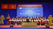 Sinh viên sư phạm bất ngờ nhận được tiền hỗ trợ
