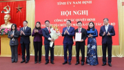 Công bố các quyết định sắp xếp bộ máy, công tác nhân sự tỉnh Nam Định