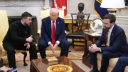 Tổng thống Zelensky tranh cãi "nảy lửa", không kí thỏa thuận nào với Tổng thống Trump