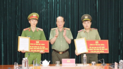 Công an tỉnh Sóc Trăng hỗ trợ kinh phí xây dựng 2 căn nhà nghĩa tình đồng đội
