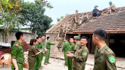 Lực lượng Công an chung tay xây nhà cho hộ nghèo