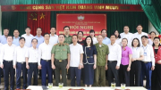 Thứ trưởng Trần Quốc Tỏ và Đoàn đại biểu Quốc hội tỉnh Bắc Ninh tiếp xúc cử tri