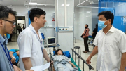 Tài xế xe chở học sinh nói gì về vụ lật xe?