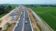 Kinh tế địa phương khởi sắc từ mục tiêu hoàn thành 3.000km đường cao tốc