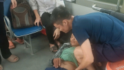 Lái xe buýt kịp thời đưa người bị tai nạn đi cấp cứu