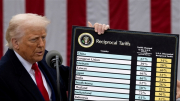 Tổng thống Trump gửi thư đến một loạt các nước, thông báo thuế quan mới