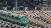 Khách dùng thẻ vé liên thông đi xe buýt, metro được hưởng nhiều ưu đãi giảm giá