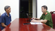 Bị bắt sau 24 giờ cướp giật tài sản của cụ bà 71 tuổi