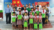 Giáo dục Phương Nam đồng hành sẻ chia với học sinh nghèo