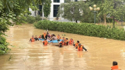 Thủ tướng yêu cầu nhanh chóng khắc phục hậu quả bão số 3 và mưa lũ