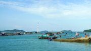 Hai nữ du khách đuối nước tử vong khi chèo thuyền sup tắm biển