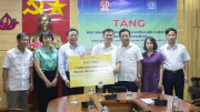 Sách giáo khoa của NXBGDVN kịp thời đến với học sinh vùng khó