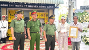 Đồng đội và người dân tiếc thương Trung tá Nguyễn Đông Cánh