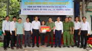 Báo CAND trao nhà đại đoàn kết tặng thành viên tham gia bảo vệ ANTT ở cơ sở