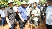Phó Thủ tướng Thường trực Nguyễn Hòa Bình kiểm tra, chỉ đạo khắc phục hậu quả bão lũ tại Bắc Ninh