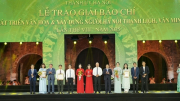 Trao giải báo chí về phát triển văn hóa và xây dựng người Hà Nội thanh lịch, văn minh