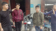 Hai cướp "nhí" dùng đinh ba chặn xe trên cao tốc bị "tóm"