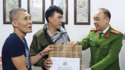 Công an&nbsp;TP Hà Nội thăm hỏi, động viên cán bộ Phòng Cảnh sát Hình sự bị thương khi làm nhiệm vụ