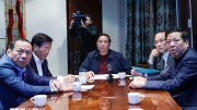 Đang công tác tại Nam Phi, Thủ tướng chủ trì họp trực tuyến chỉ đạo ứng phó với mưa lũ