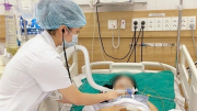 Biến chứng vì làm đẹp cấp tốc đón Tết