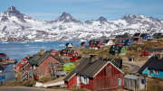 Greenland và "cú rung dây" NATO