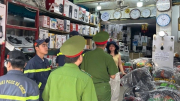 Tranh thủ cuối tuần, ngăn ngừa “bà hỏa” tại các hộ kinh doanh ở TP Hồ Chí Minh