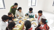 Nét đẹp nhân văn từ mô hình “Mẹ đỡ đầu - chắp cánh những ước mơ"