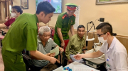Hàng trăm người có công, gia đình chính sách xã Yên Bài được khám bệnh miễn phí