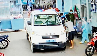 Tận tụy giúp đỡ nhân dân gặp khó khăn trong đại dịch