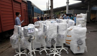 Bộ Y tế gửi hàng trăm thiết bị đặc biệt hỗ trợ TP Hồ Chí Minh chống dịch