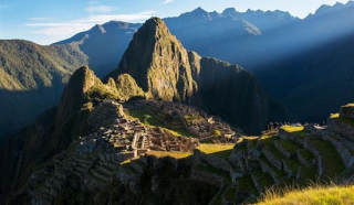 Tái định niên "thánh địa" Machu Picchu nhờ carbon phóng xạ