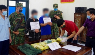 Vận chuyển 11 kg ma túy từ Hương Sơn ra Hà Nội "kiếm" tiền công