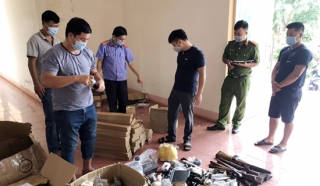 Bắt nhóm đối tượng mua bán đạn, súng thể thao số lượng lớn