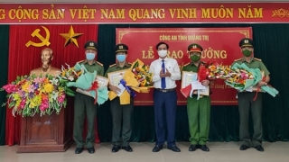 Trao thưởng các đơn vị phá chuyên án đánh bạc hàng trăm tỉ đồng