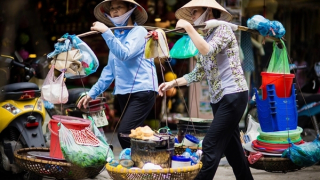 Người bán hàng rong, quà vặt được hỗ trợ 3 triệu đồng