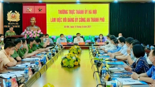 Công an Hà Nội đảm bảo an ninh trật tự, tích cực phòng chống dịch bệnh COVID-19