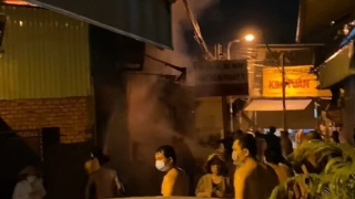 Cháy cửa hàng bán tạp hóa ở Bình Dương, 5 người thiệt mạng